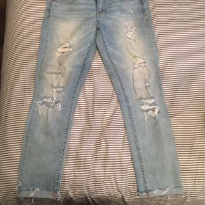 American eagle distressed skinny jeans